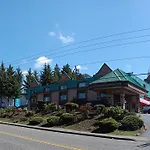 Sutton Suites Hotel