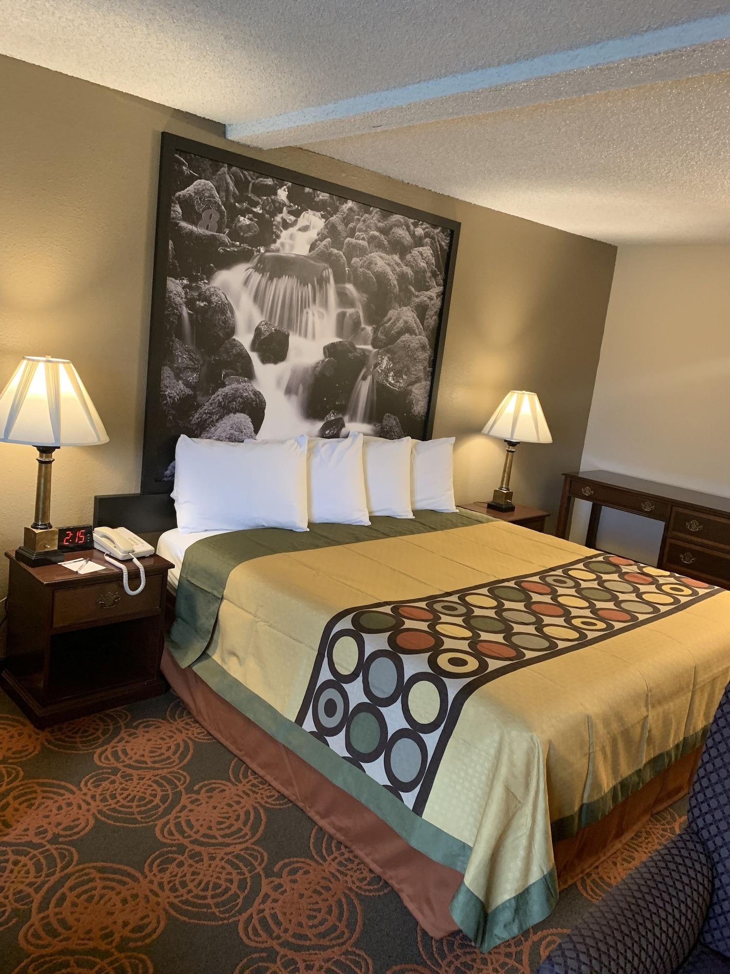 Sutton Hotel SeaTac