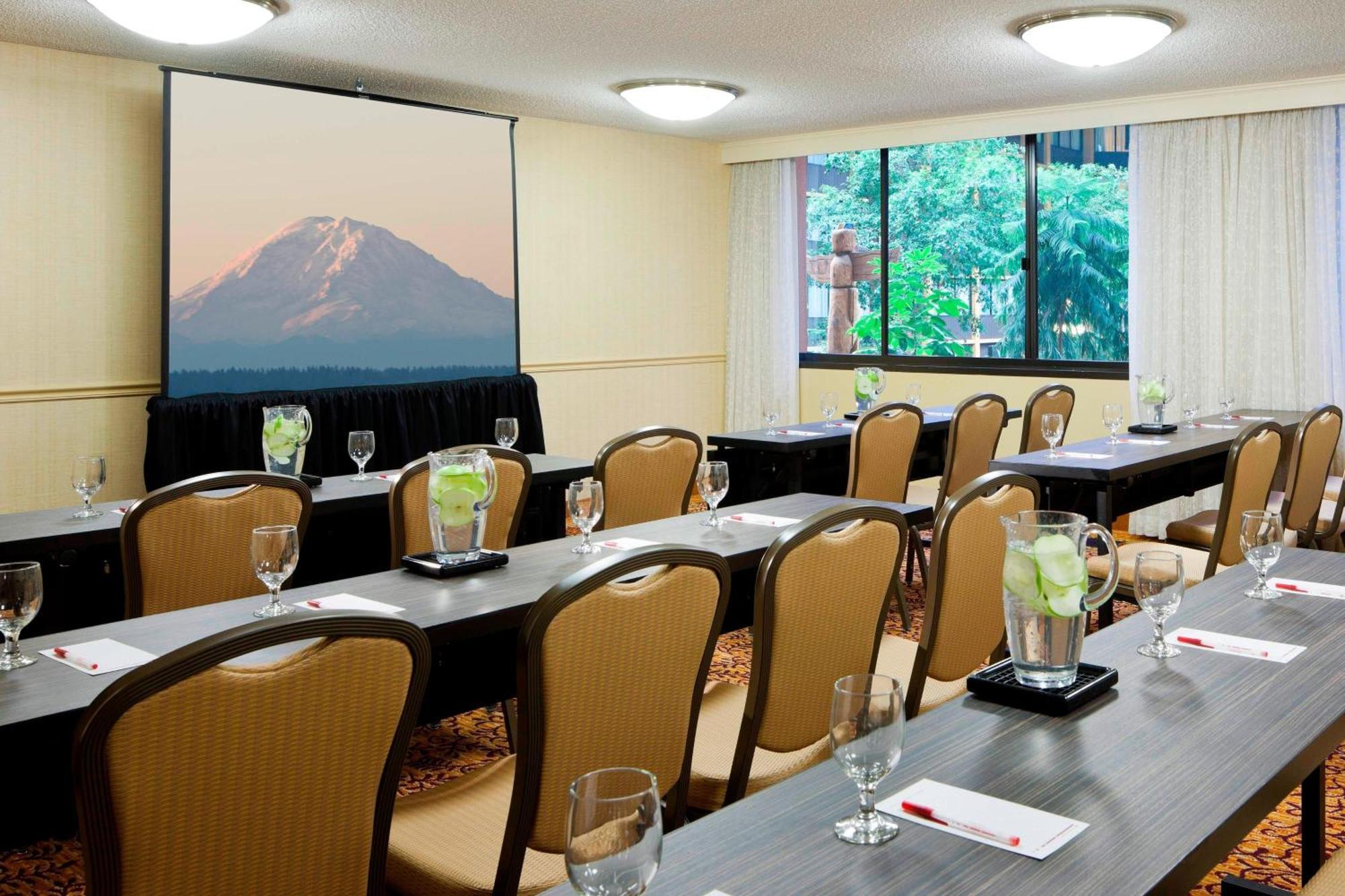 Seattle Airport Marriott Hotel