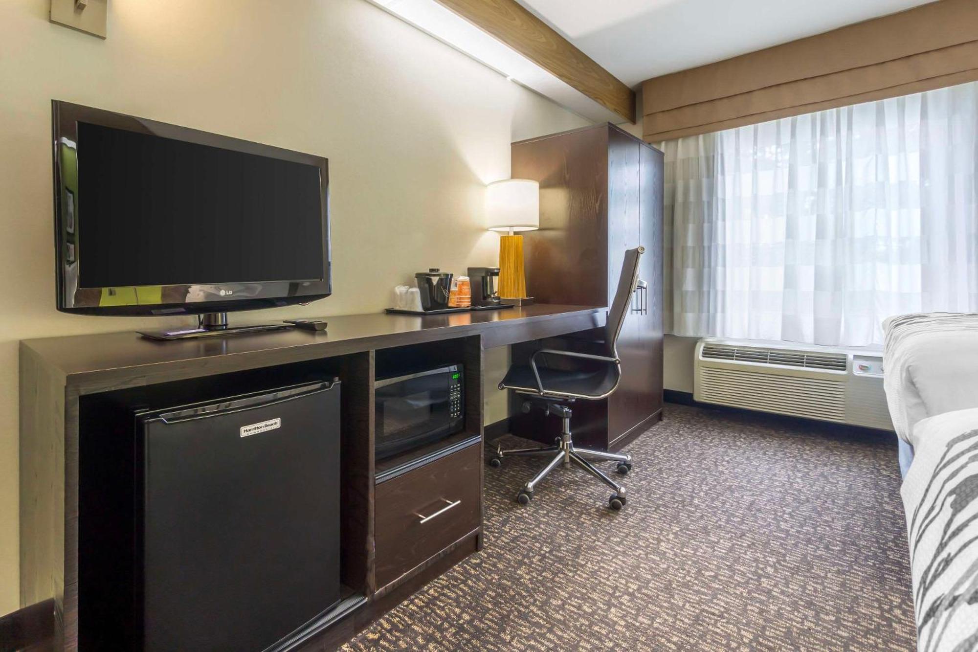Inn Sleep Sea Tac Airport 3*