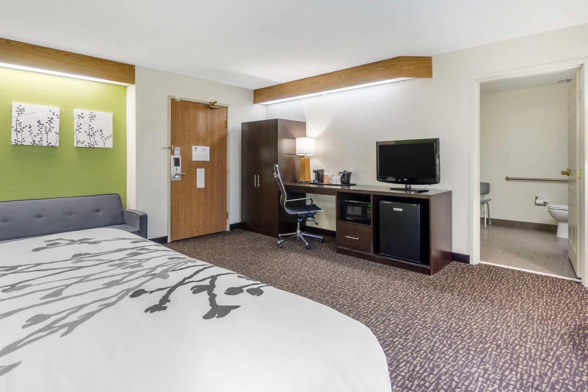 Inn Sleep Sea Tac Airport 3*