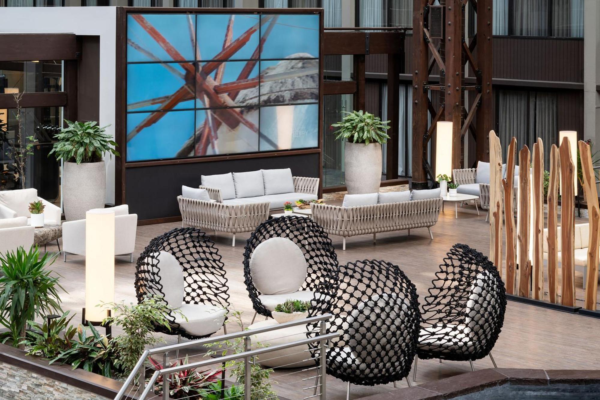 Seattle Airport Marriott Hotel 4*
