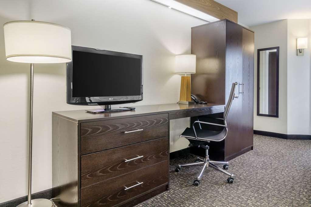 Sleep Sea Tac Airport Inn