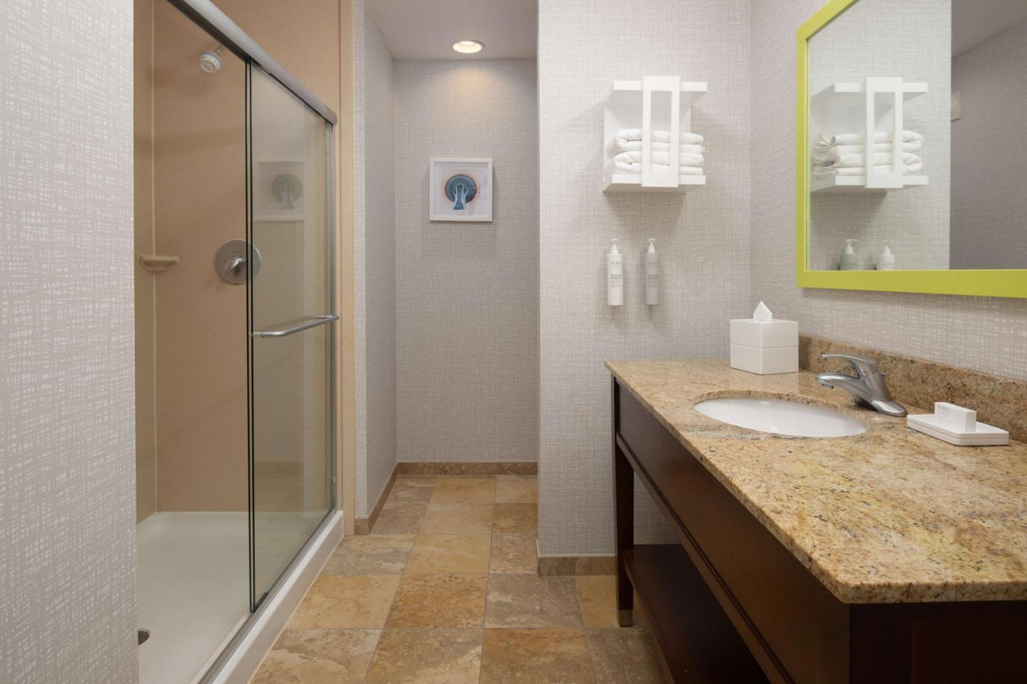 Hampton And Seattle - Airport / 28th Avenue Hotel 3*