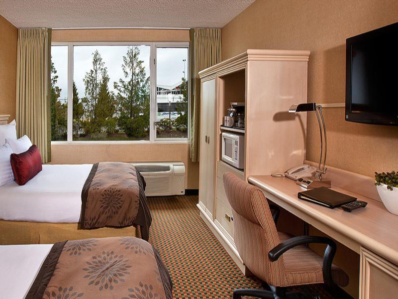 Coast Gateway Hotel 3*