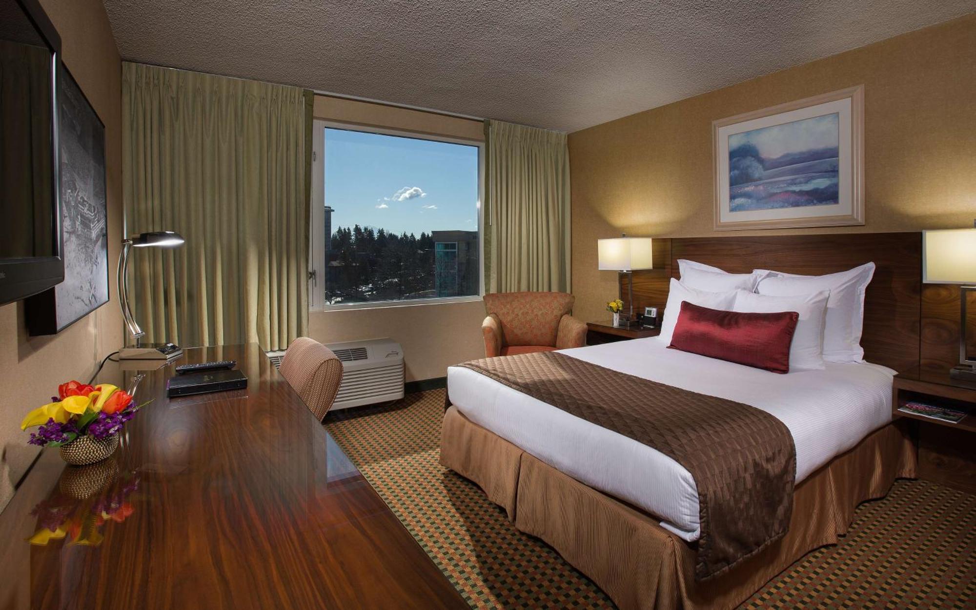 Hotel Coast Gateway 3*
