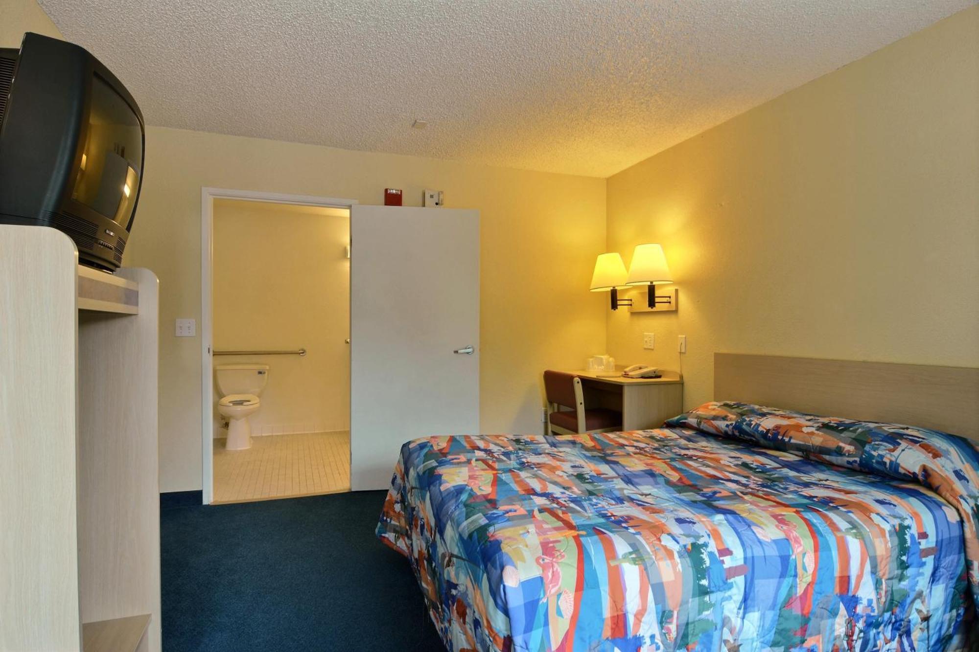 Hotel 6-seattle, Wa - South