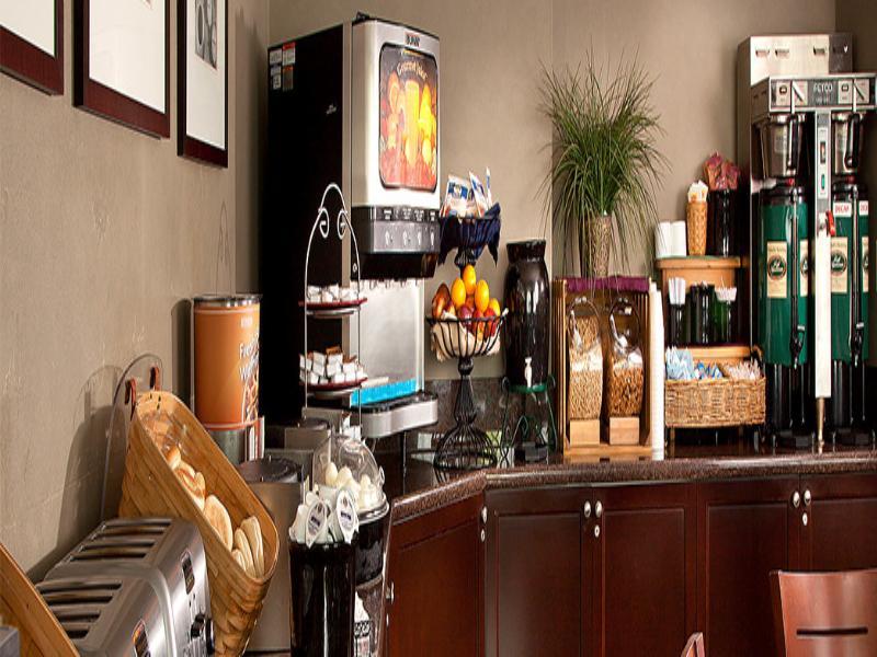 Coast Gateway Hotel 3*
