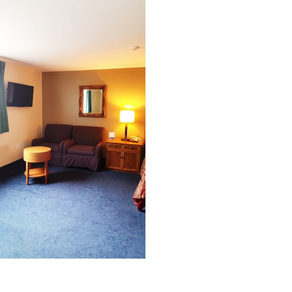 Sutton Hotel SeaTac