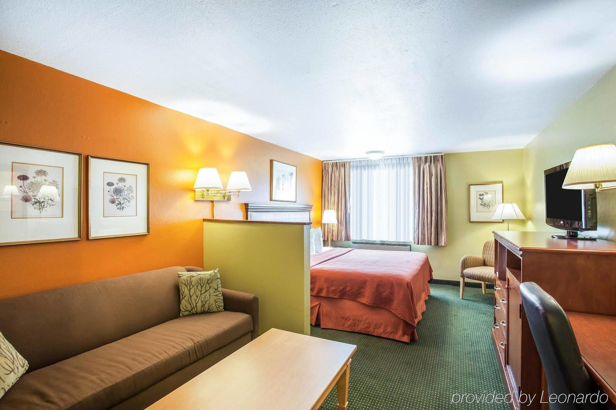 Inn Quality Airport-seattle 2*