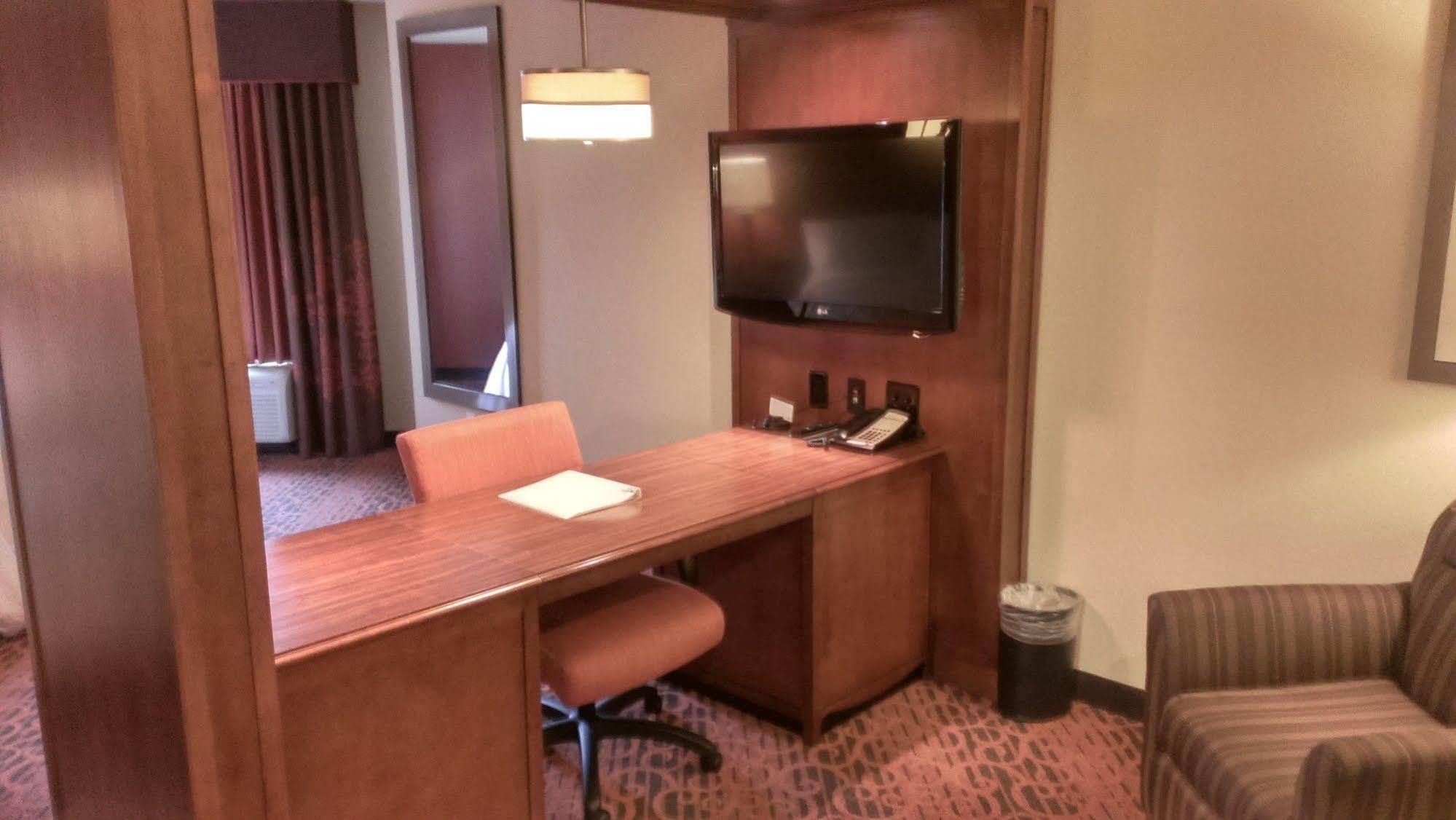 Hampton And Seattle - Airport / 28th Avenue Hotel