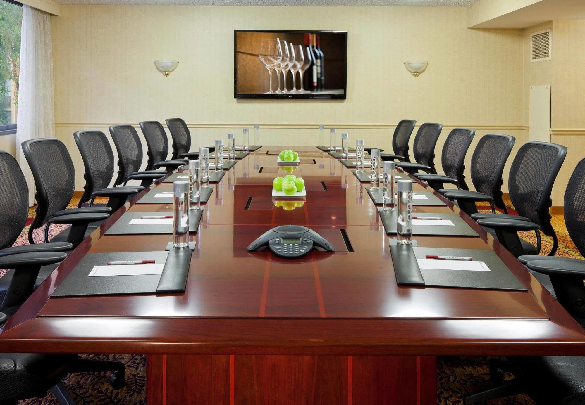 Seattle Airport Marriott 4*
