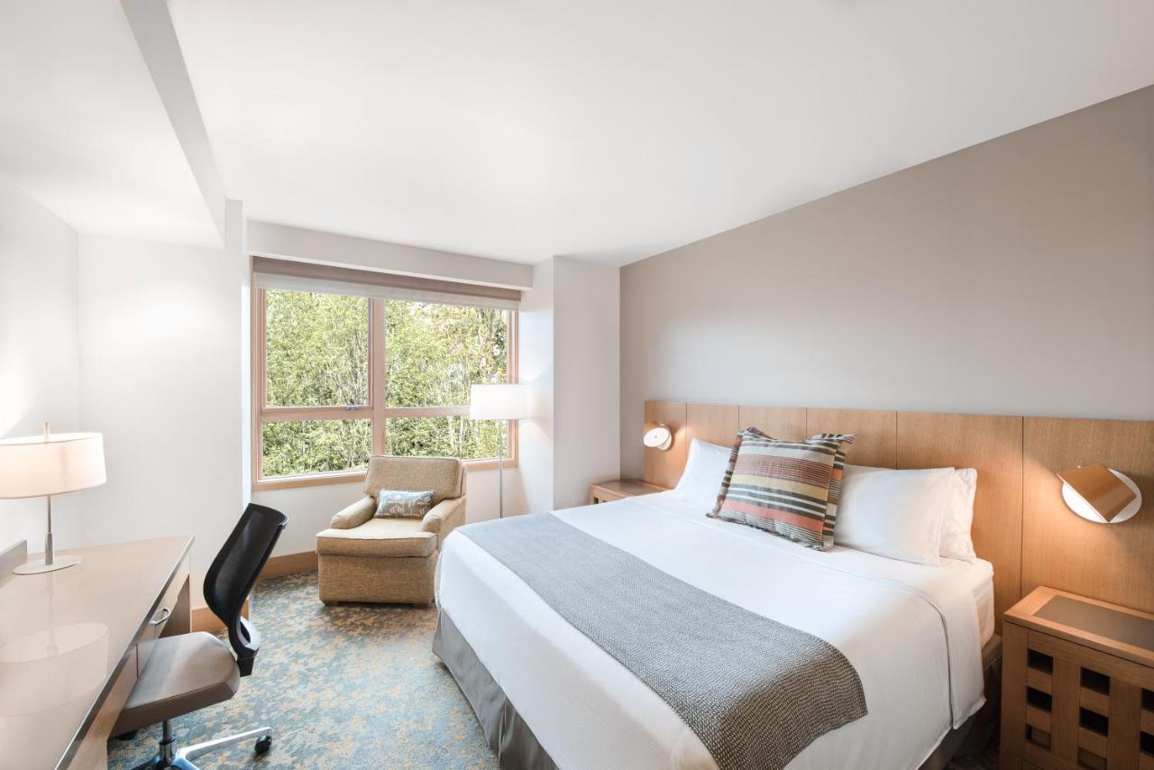 Cedarbrook Hotel 4*