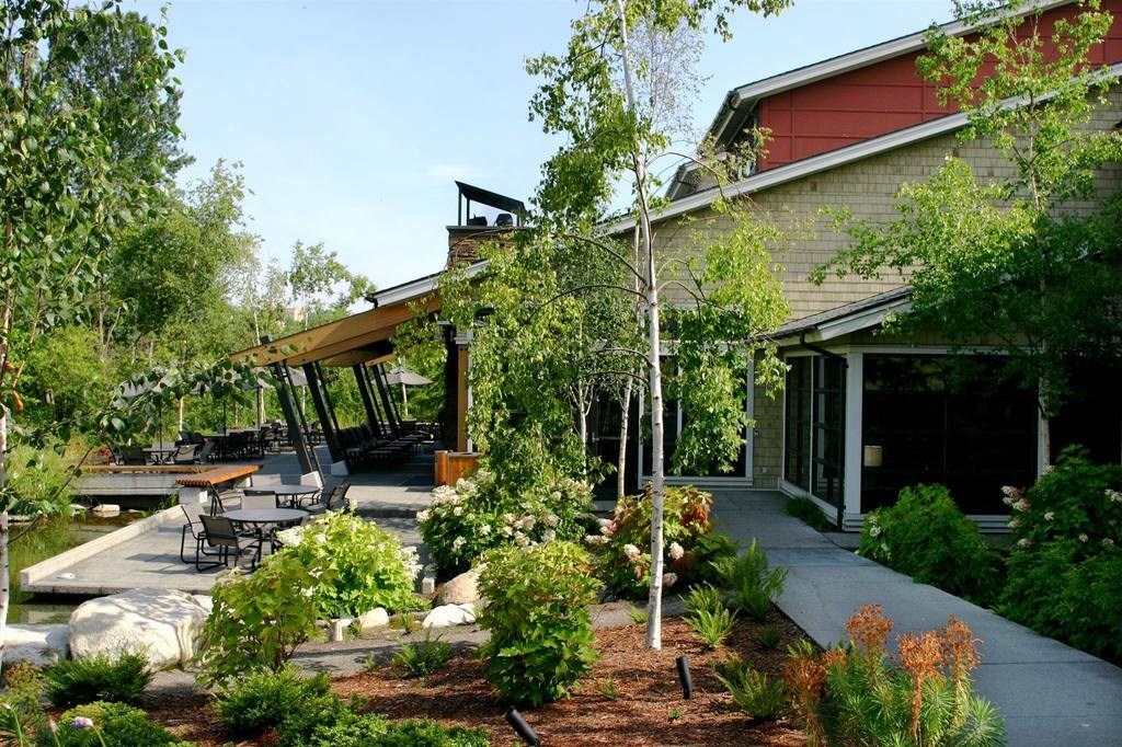 Hotel Cedarbrook 4*