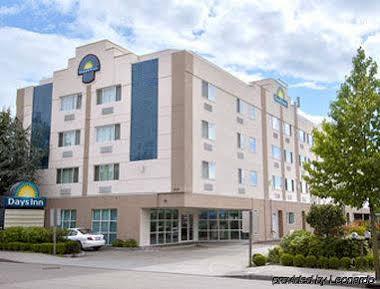 Days By Wyndham Airport Hotel 2*