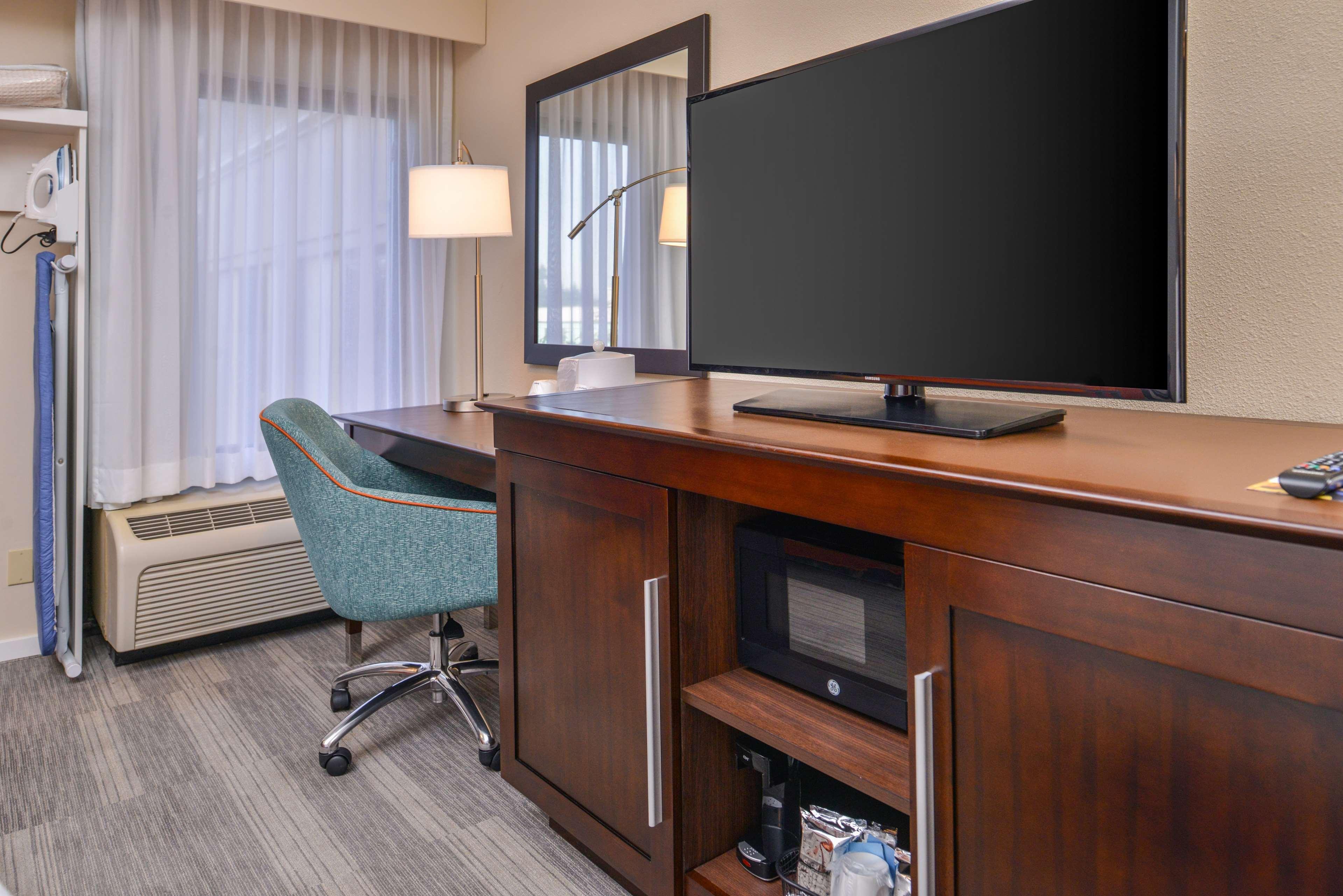 Hotel Hampton Seattle Airport 3*