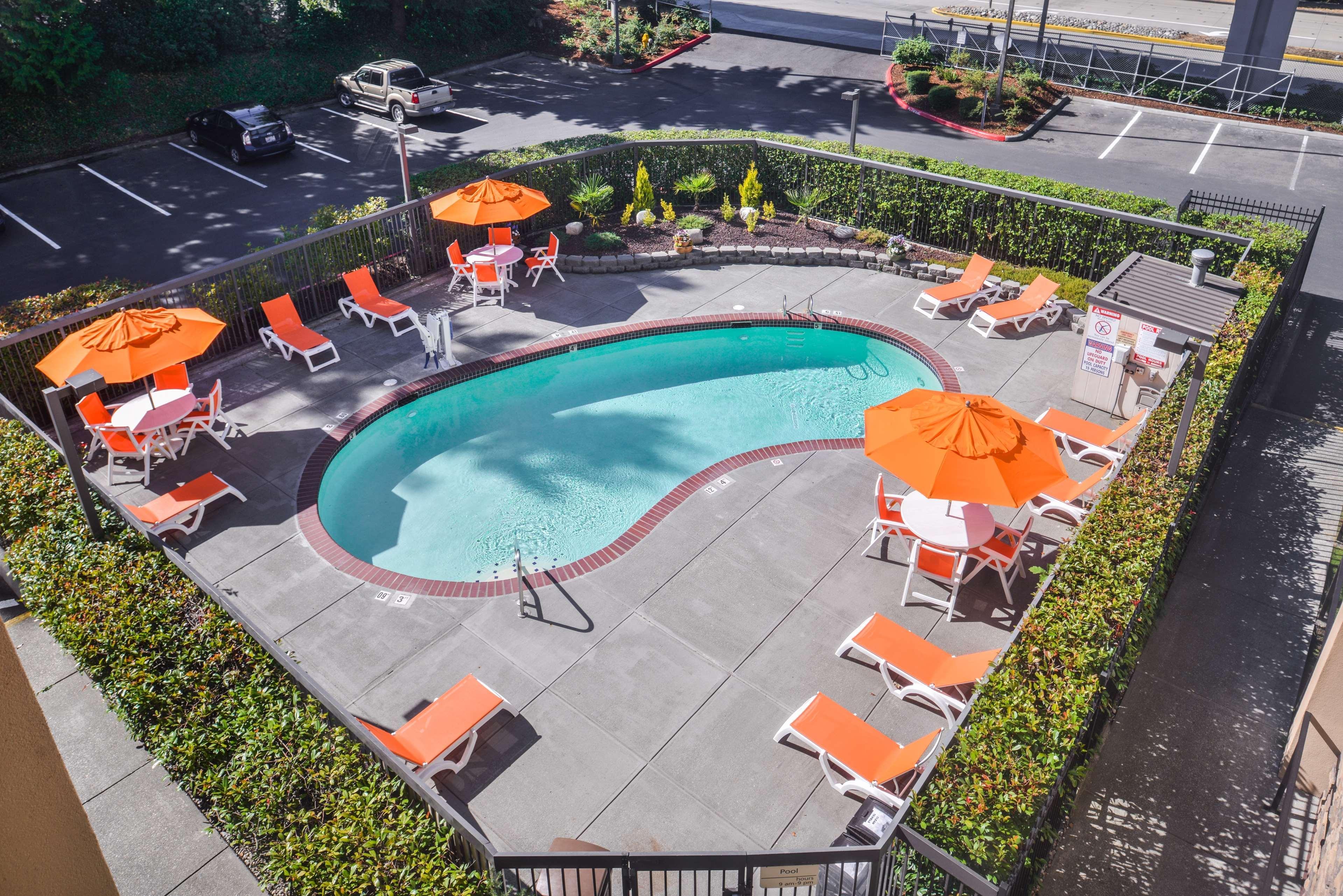 Hotel Hampton Seattle Airport 3*