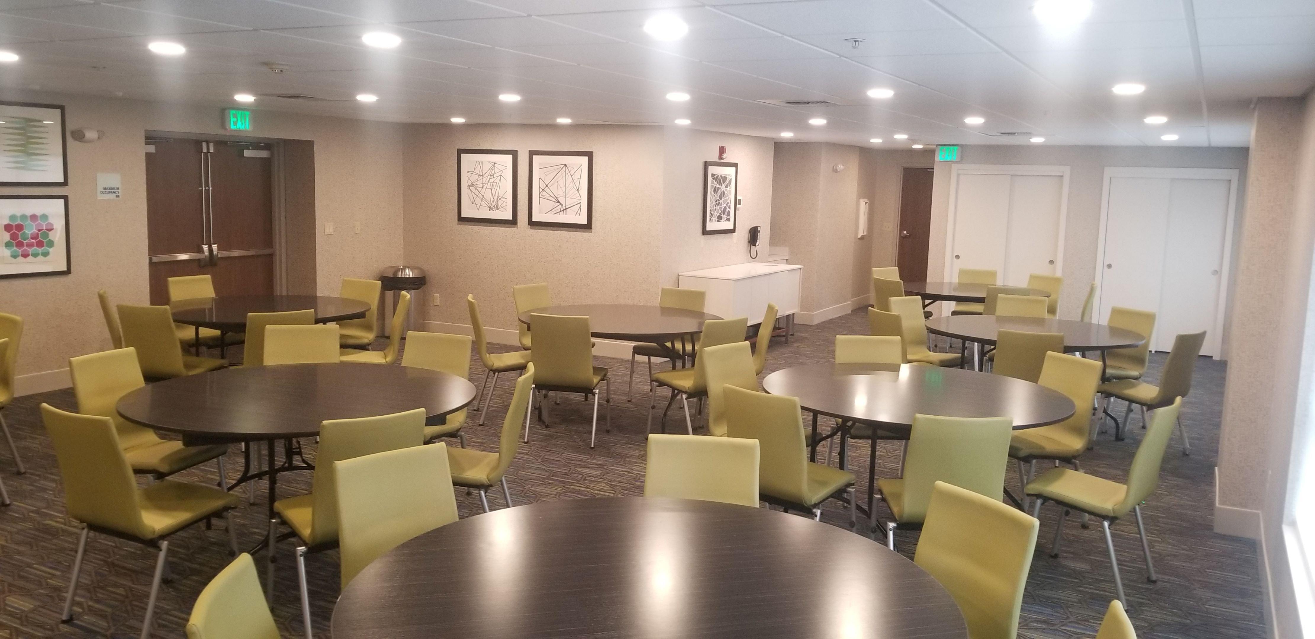 Express Seattle - Sea-tac Airport By Ihg Hotel 3*