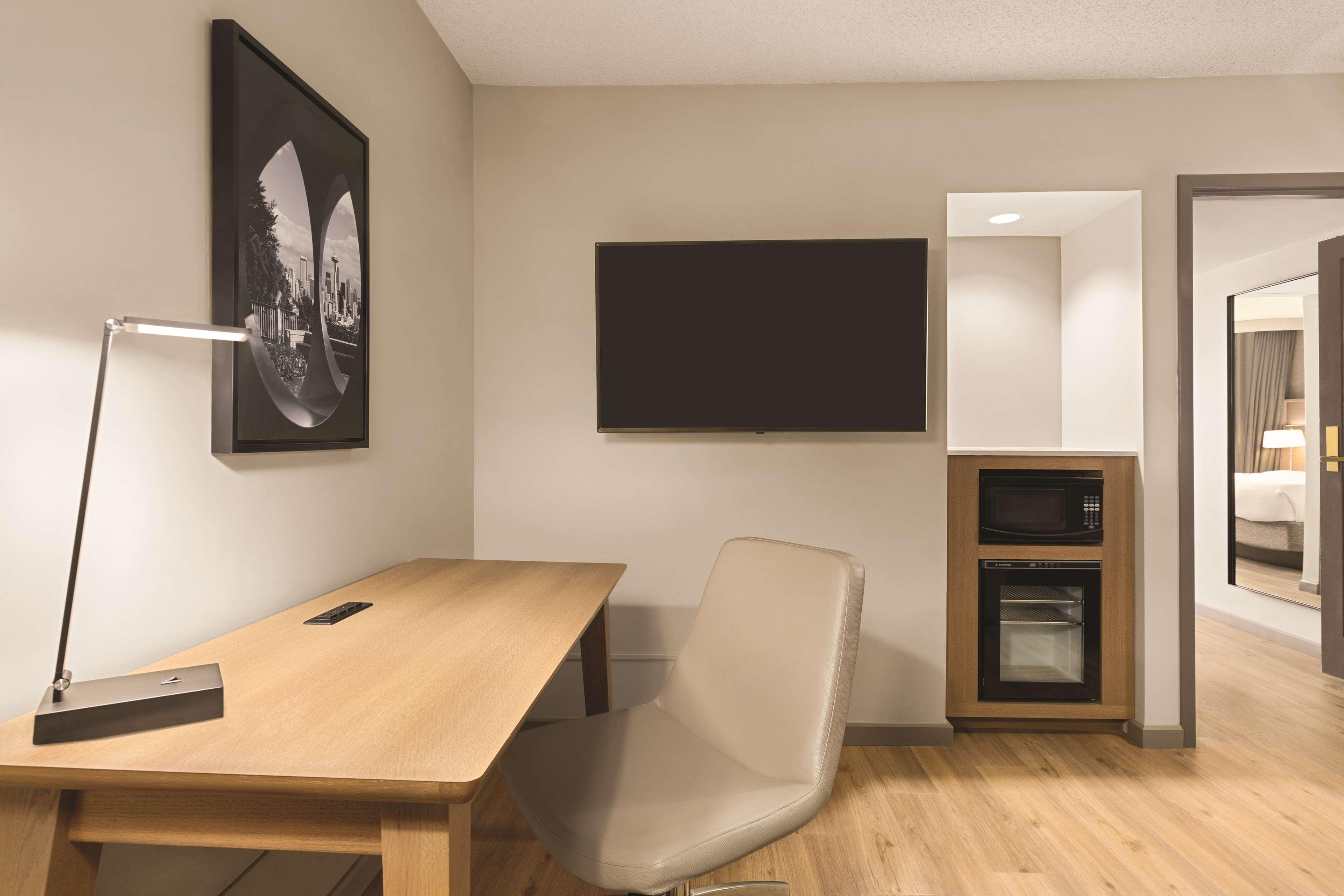 Radisson Seattle Airport