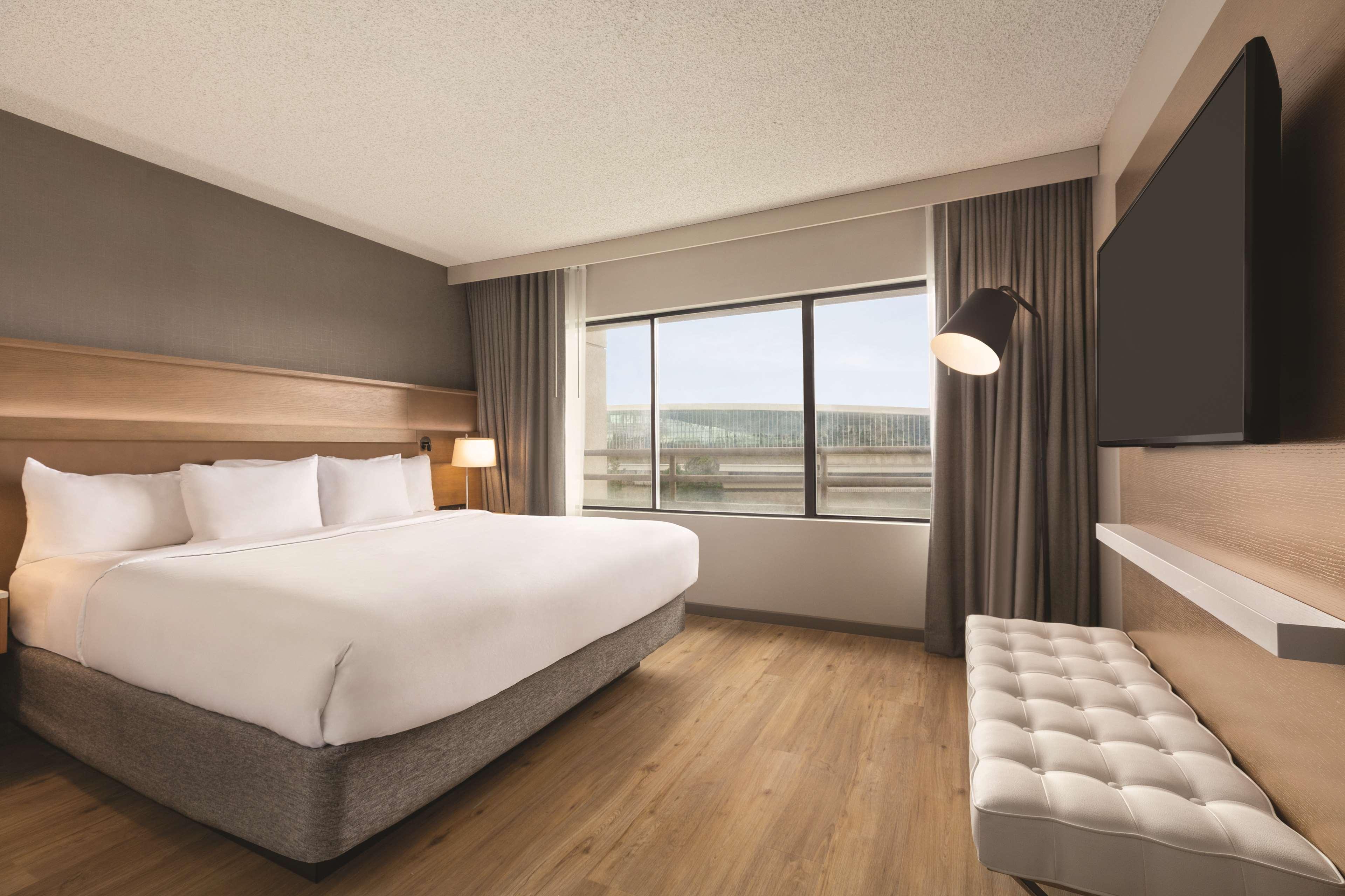 Hotel Radisson Seattle Airport 3*