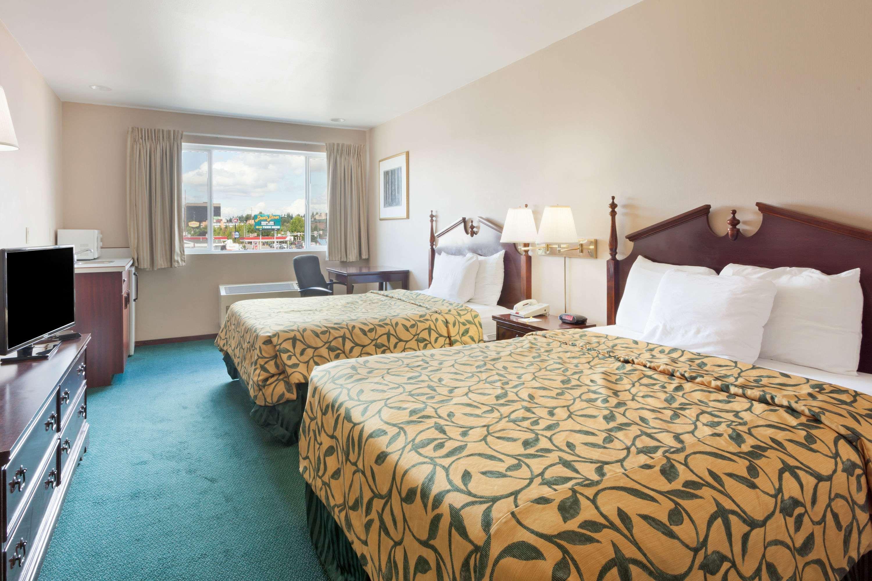 Hotel Days By Wyndham Airport