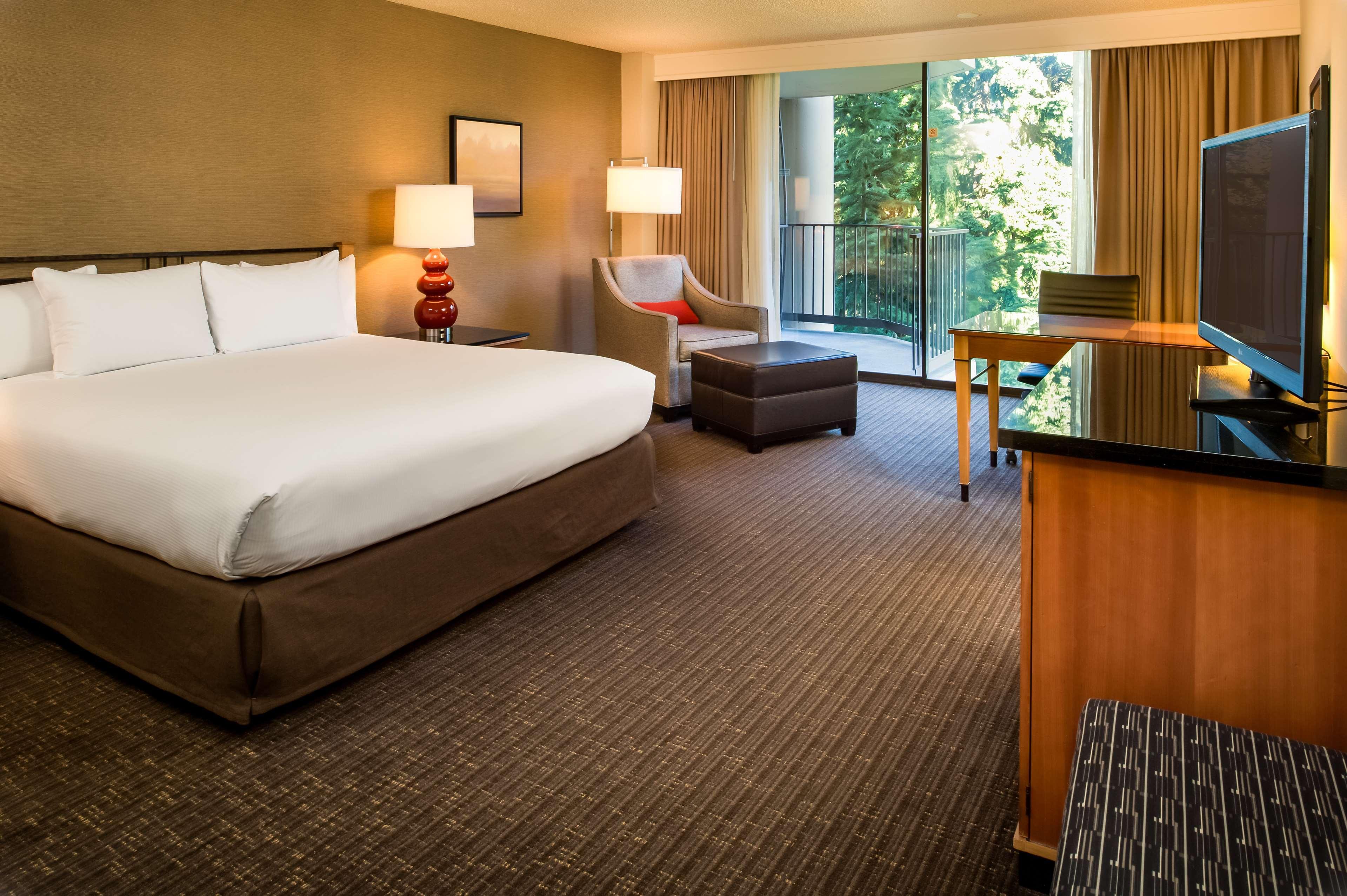 Doubletree By Hilton Seattle Airport Hotel