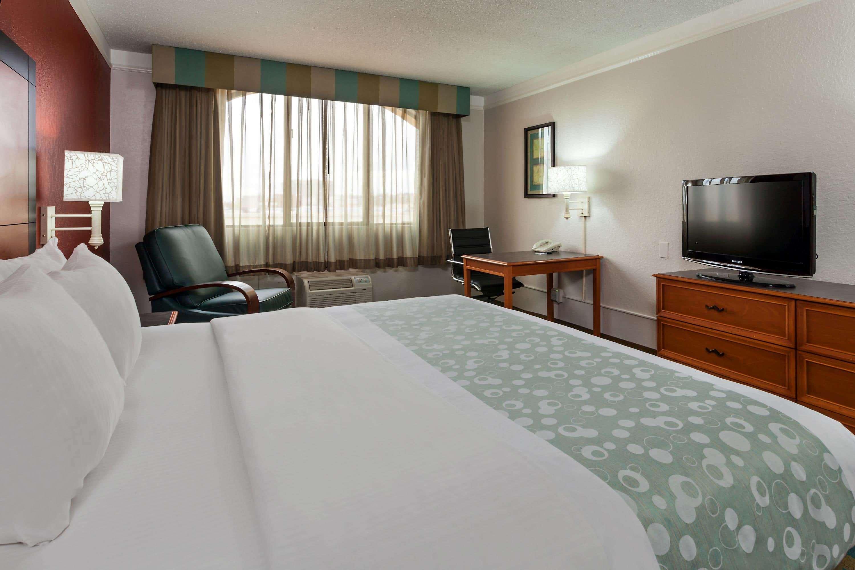 La Quinta By Wyndham Seattle Sea-tac Airport Hotel