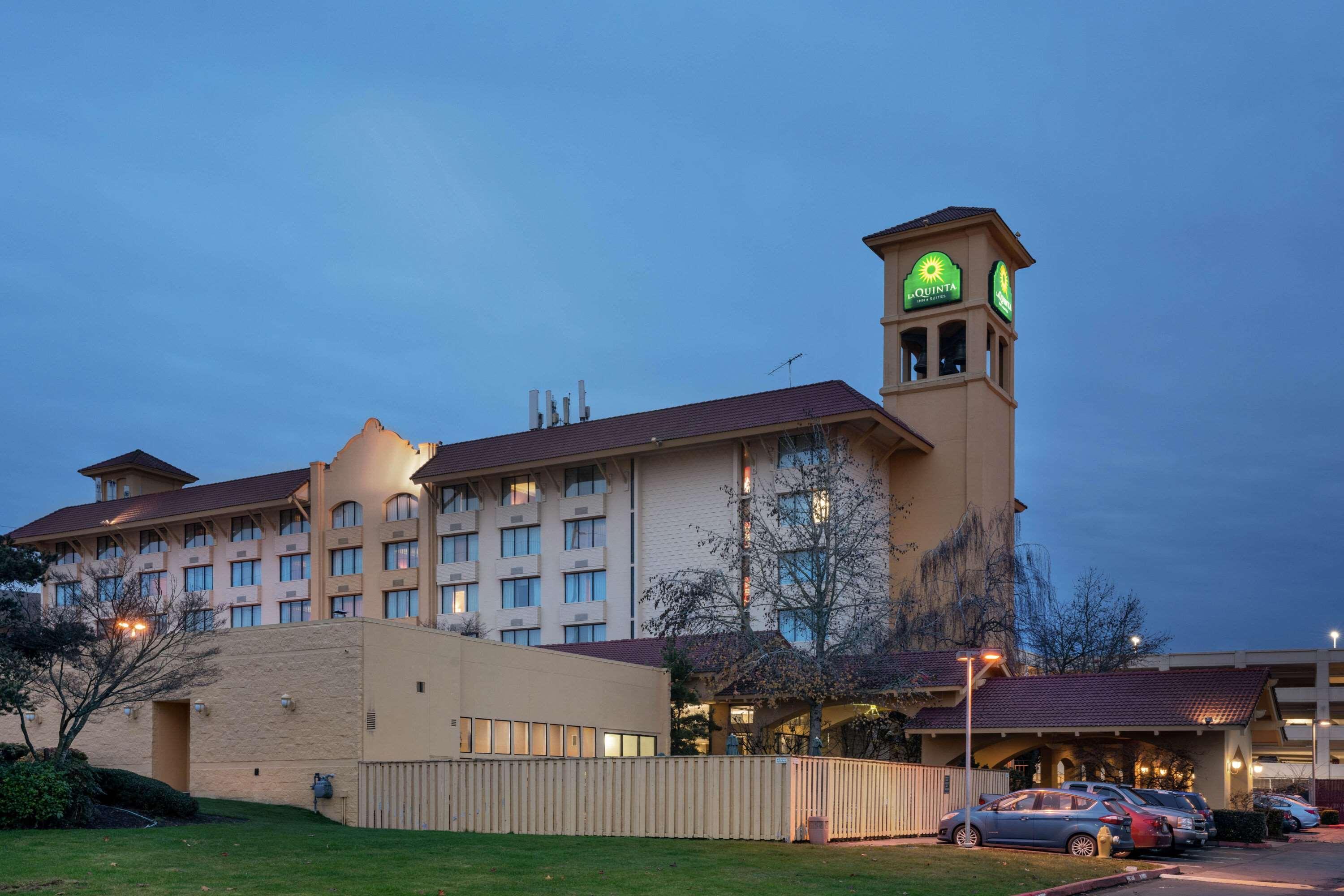 Hotel La Quinta By Wyndham Seattle Sea-tac Airport
