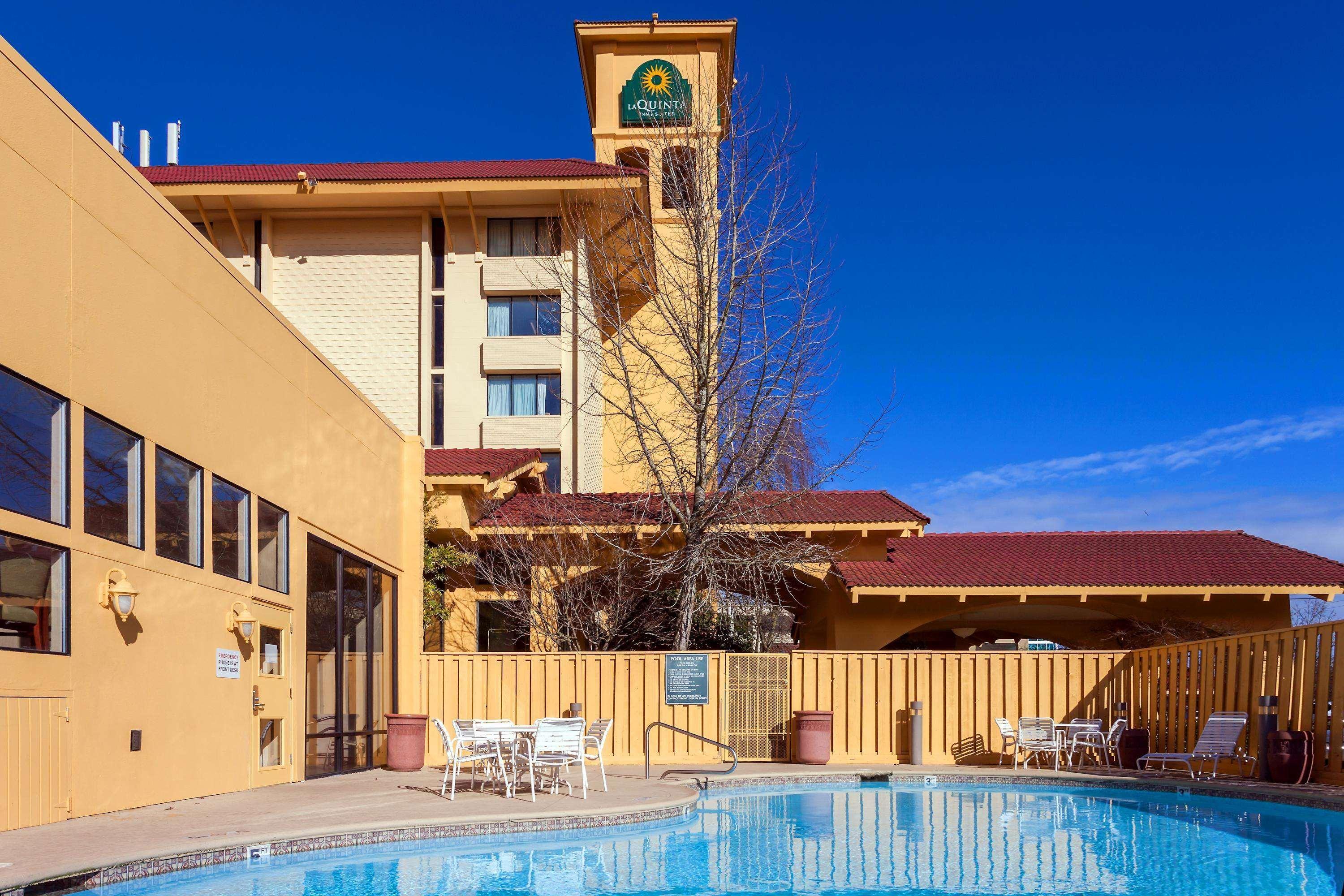 Hotel La Quinta By Wyndham Seattle Sea-tac Airport 3*