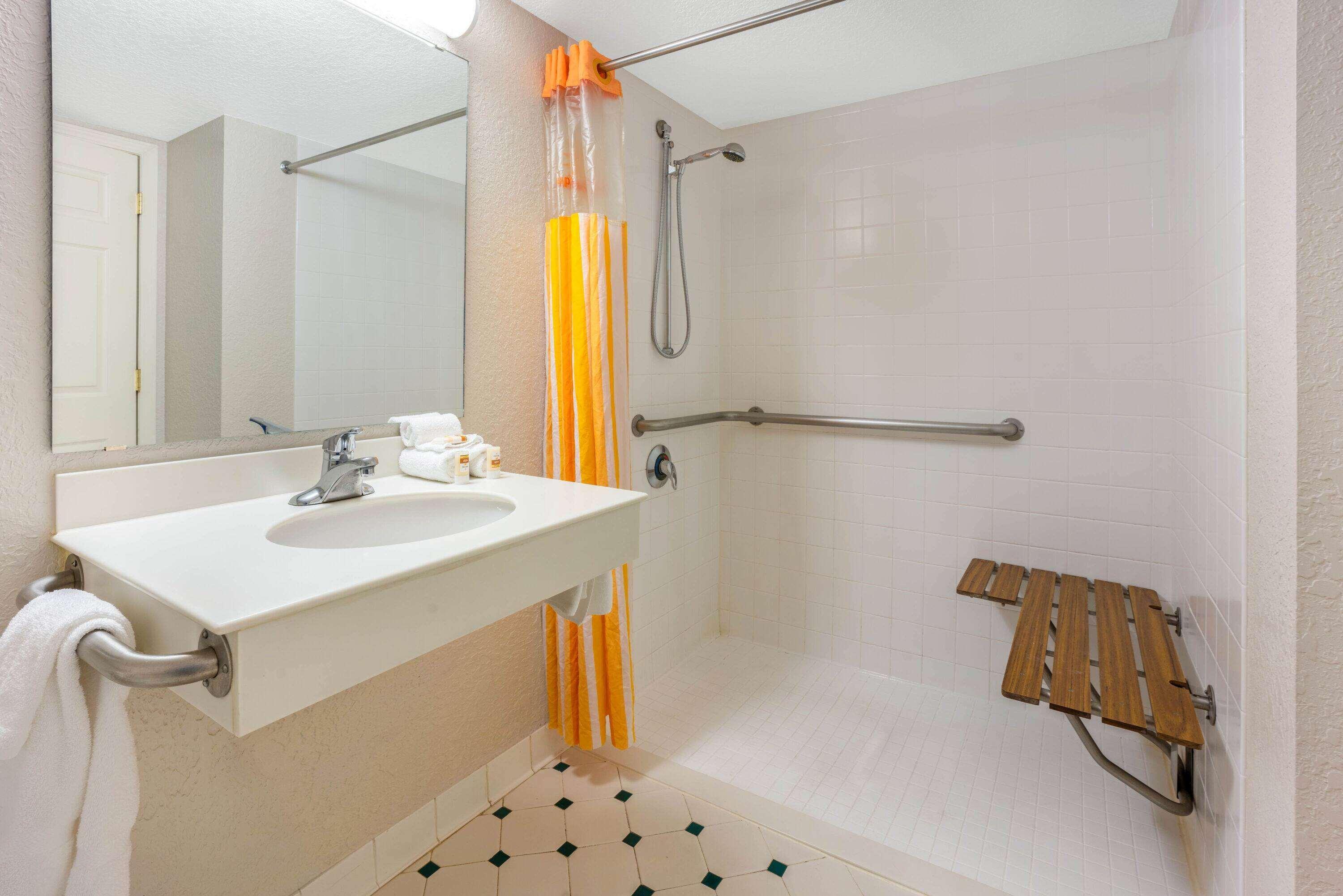 Hotel La Quinta By Wyndham Seattle Sea-tac Airport