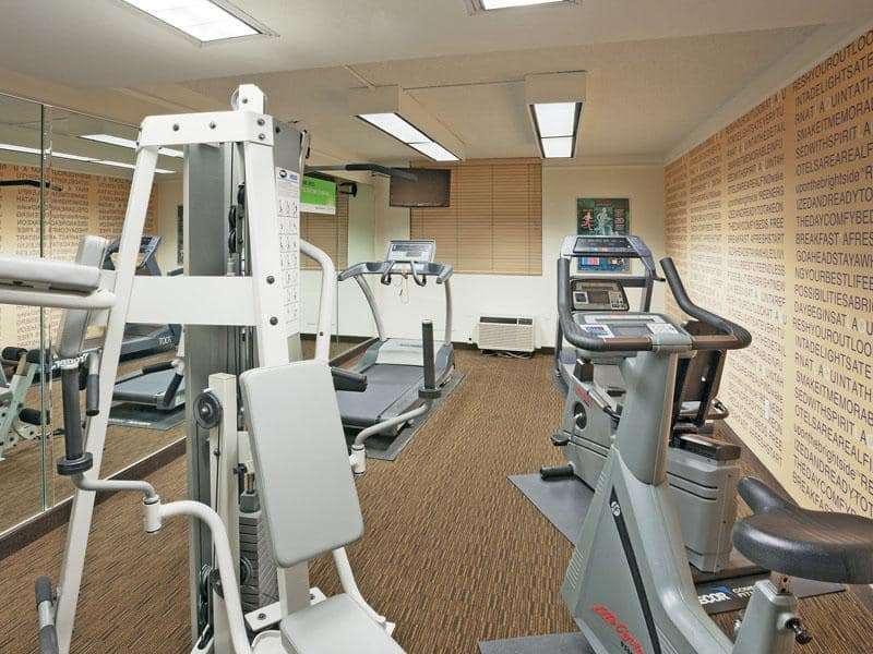 La Quinta By Wyndham Seattle Sea-tac Airport Hotel