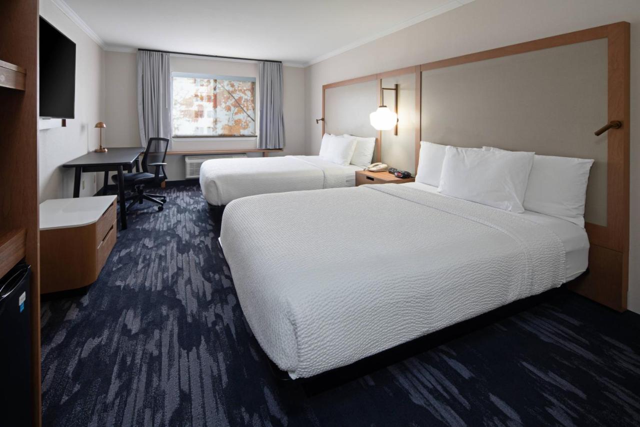 Fairfield By Marriott & Seattle Sea-tac Airport 3*