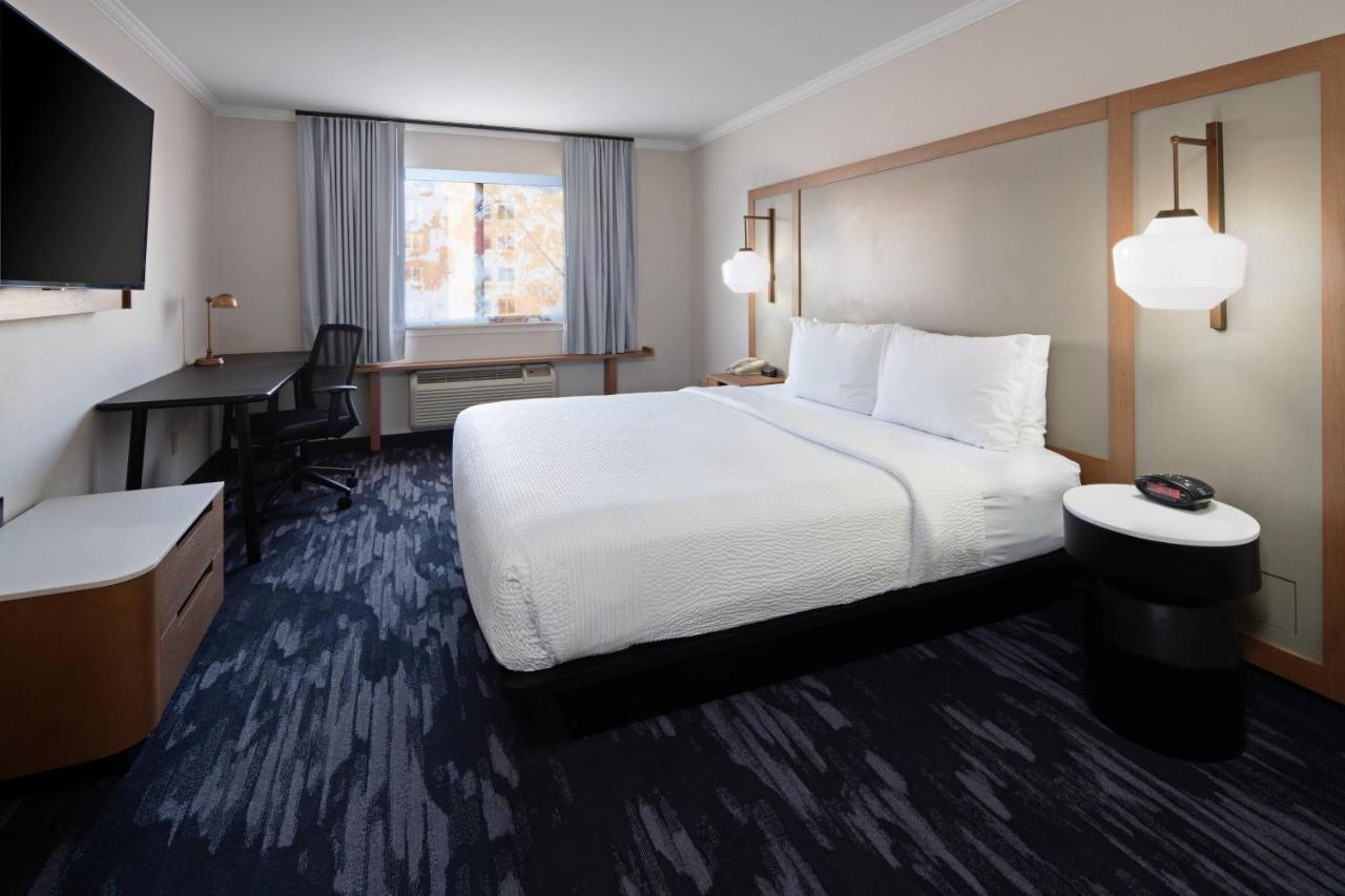 Fairfield By Marriott & Seattle Sea-tac Airport Hotel SeaTac