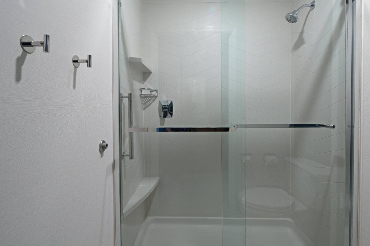Fairfield By Marriott & Seattle Sea-tac Airport Hotel