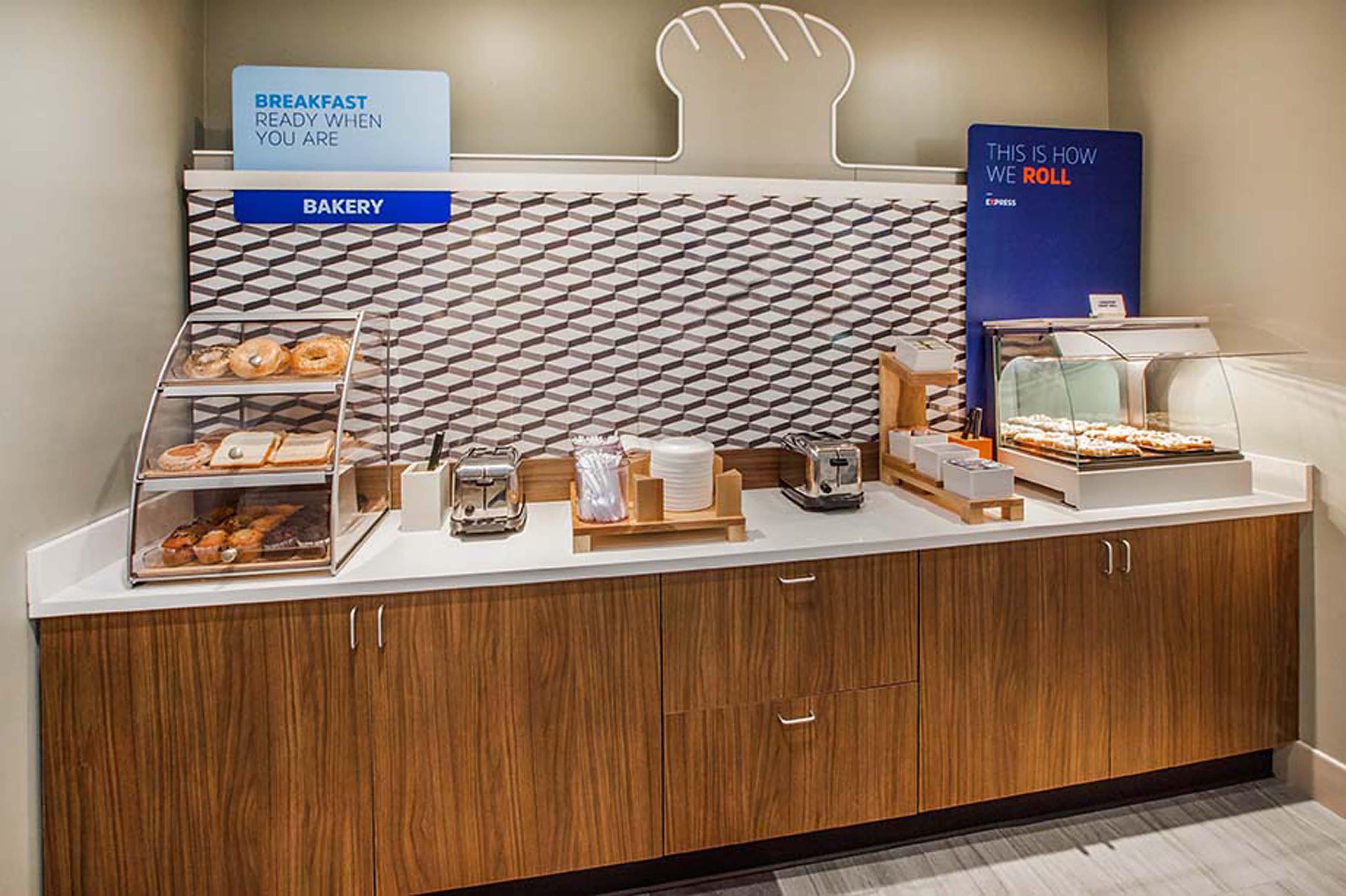 Hotel Express Seattle - Sea-tac Airport By Ihg
