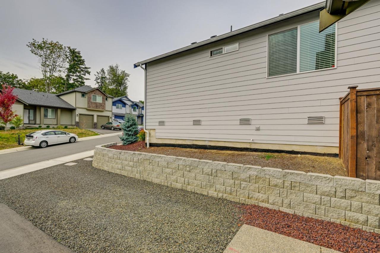 Stunning Gem With Modern Amenities! Apartment *