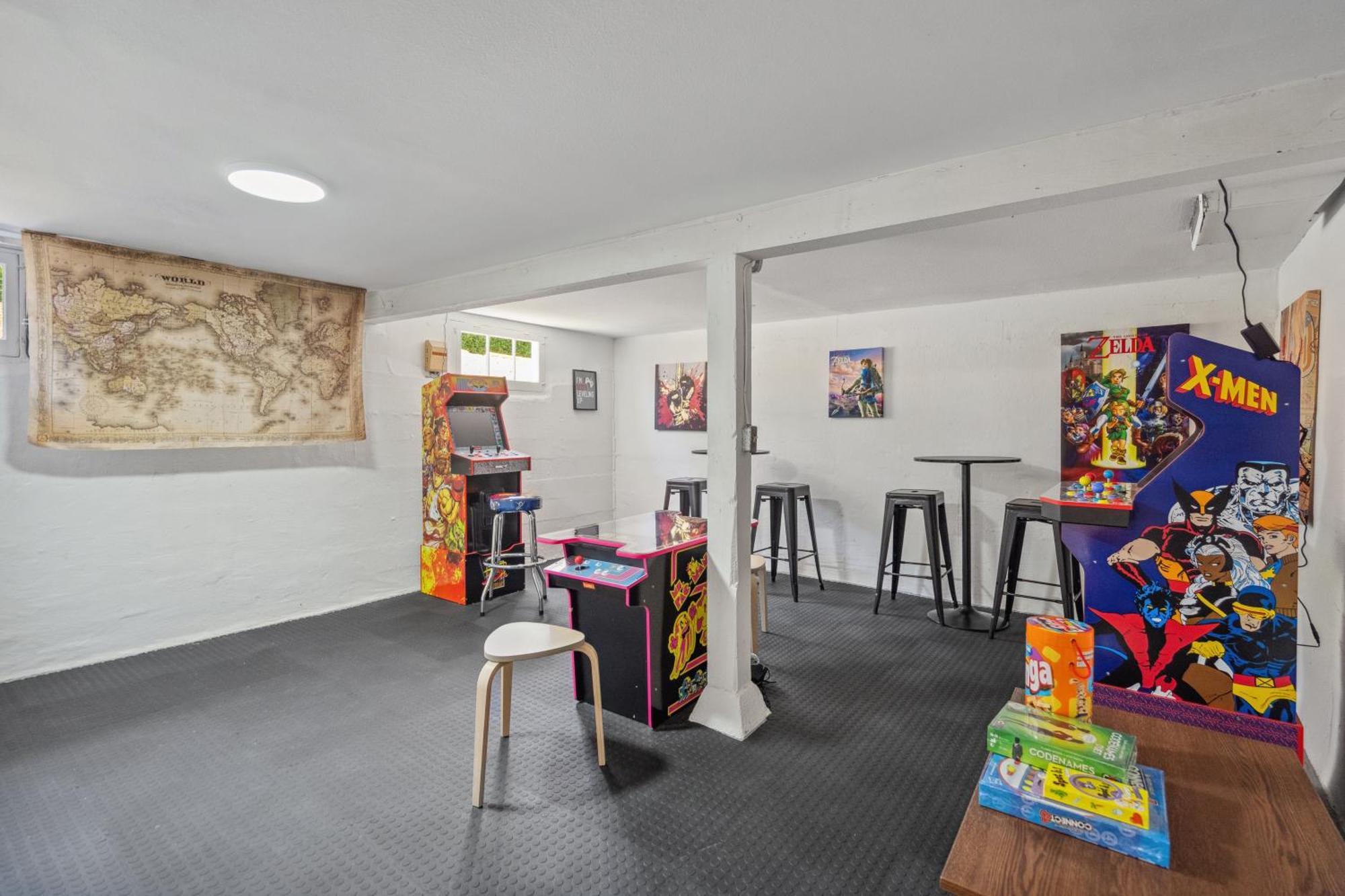 Holiday home Spacious 5b2b 5 Min To Airport With Ac, Game Room, Wifi, Parking
