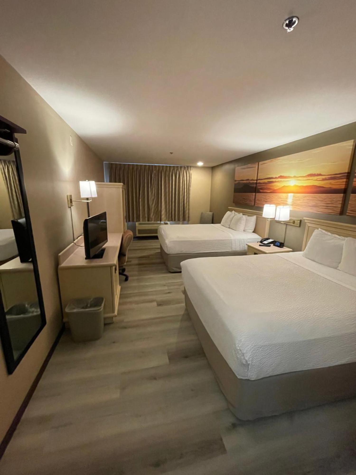 Hotel Days By Wyndham Airport