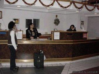 Motel Crest 2*