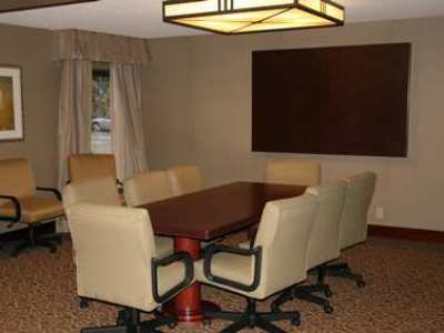 Hampton Seattle Airport 3*