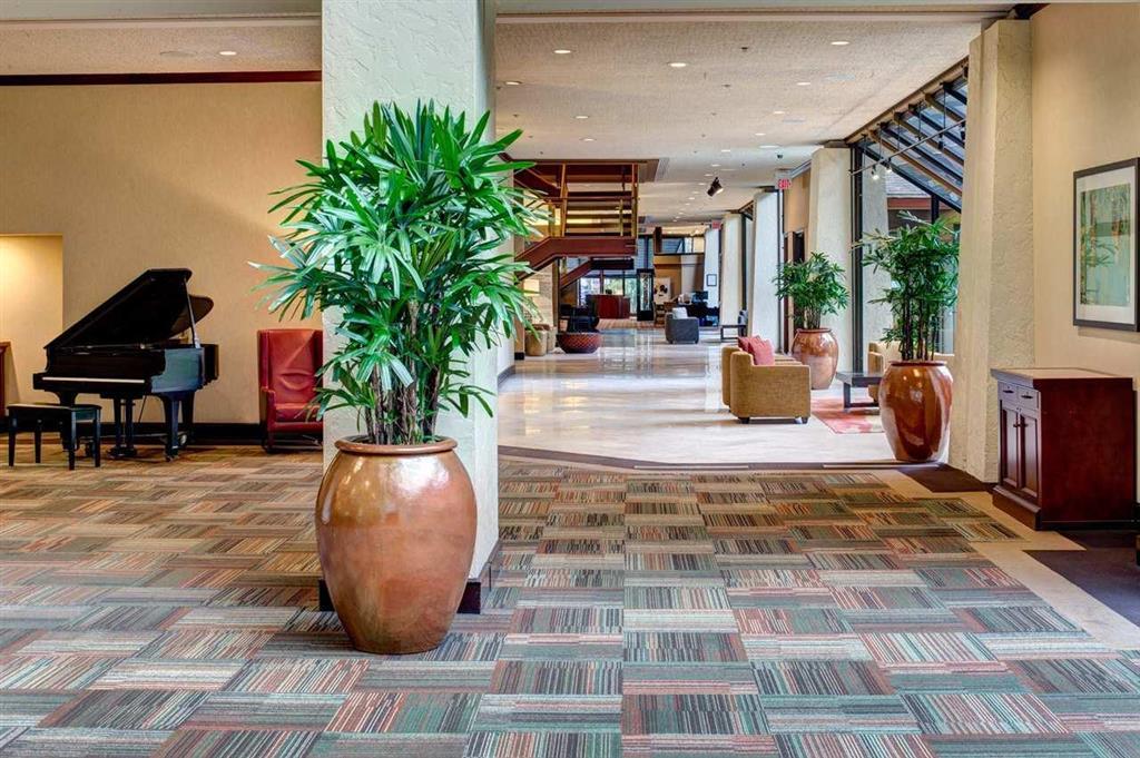 Doubletree By Hilton Seattle Airport Hotel 4*