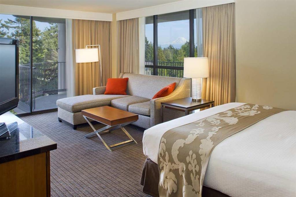 Doubletree By Hilton Seattle Airport Hotel SeaTac