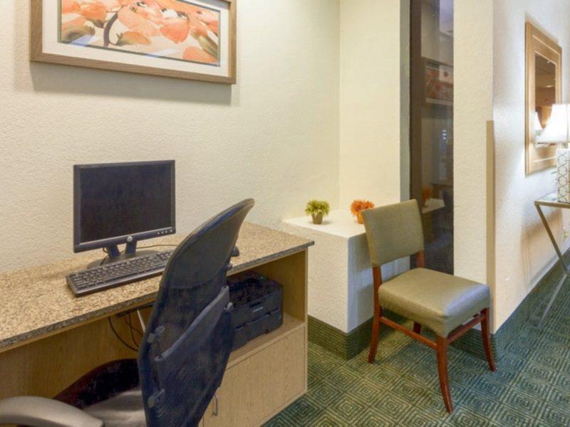 La Quinta By Wyndham Seattle Sea-tac Airport Hotel SeaTac