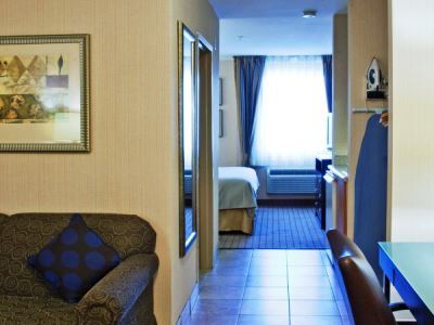 Express Seattle - Sea-tac Airport By Ihg Hotel 3*