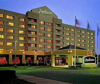Radisson Seattle Airport 3*