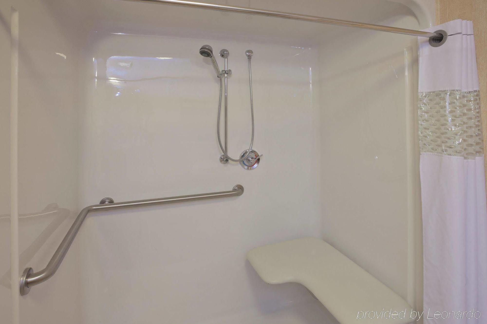 Hotel Hampton Seattle Airport 3*
