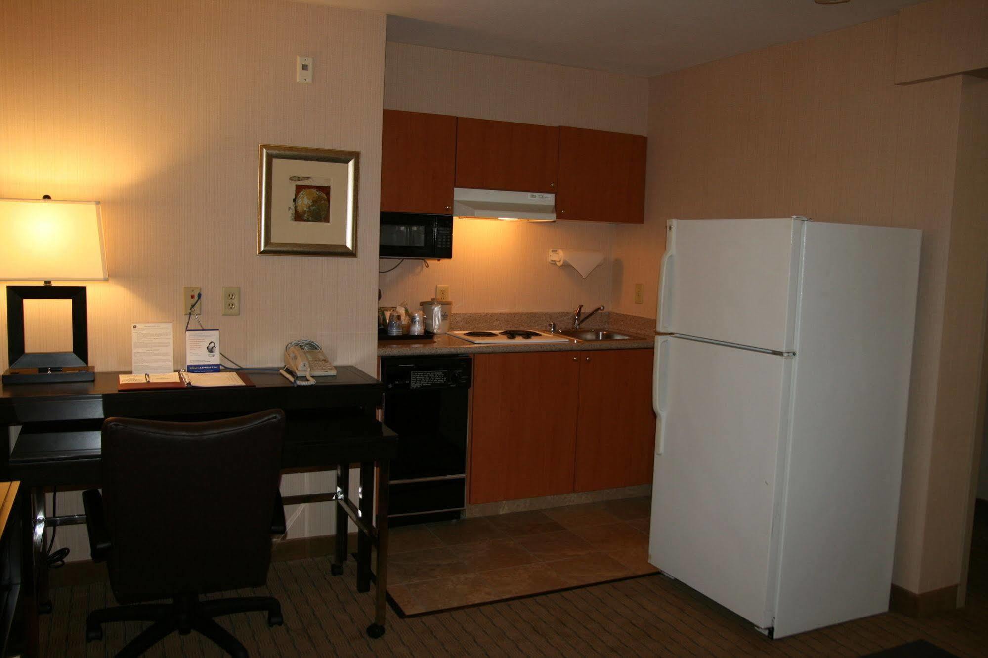 Hotel Express Seattle - Sea-tac Airport By Ihg 3*