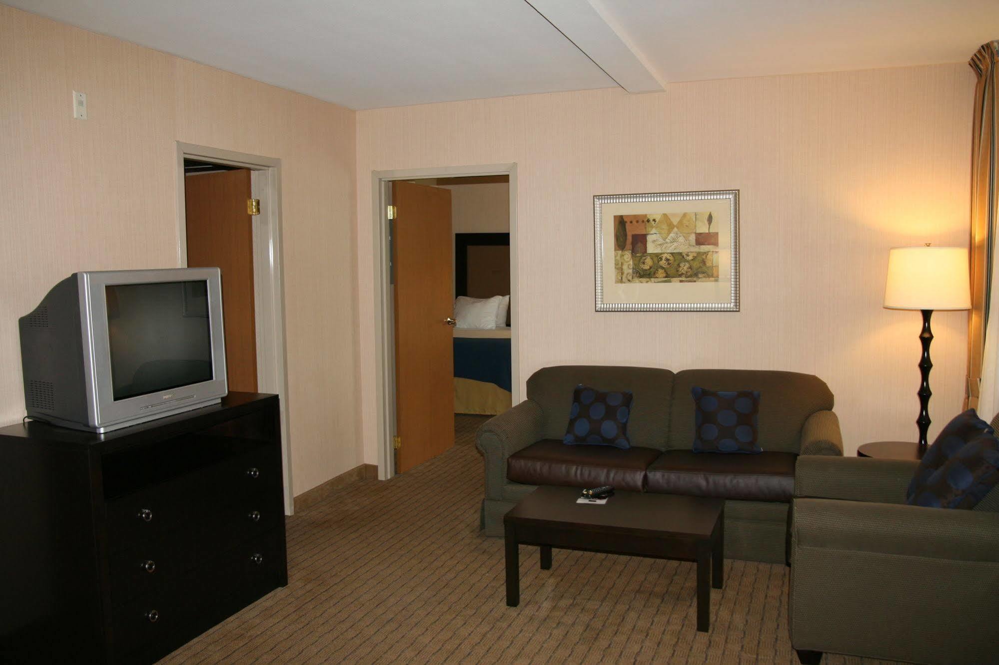 Express Seattle - Sea-tac Airport By Ihg 3*