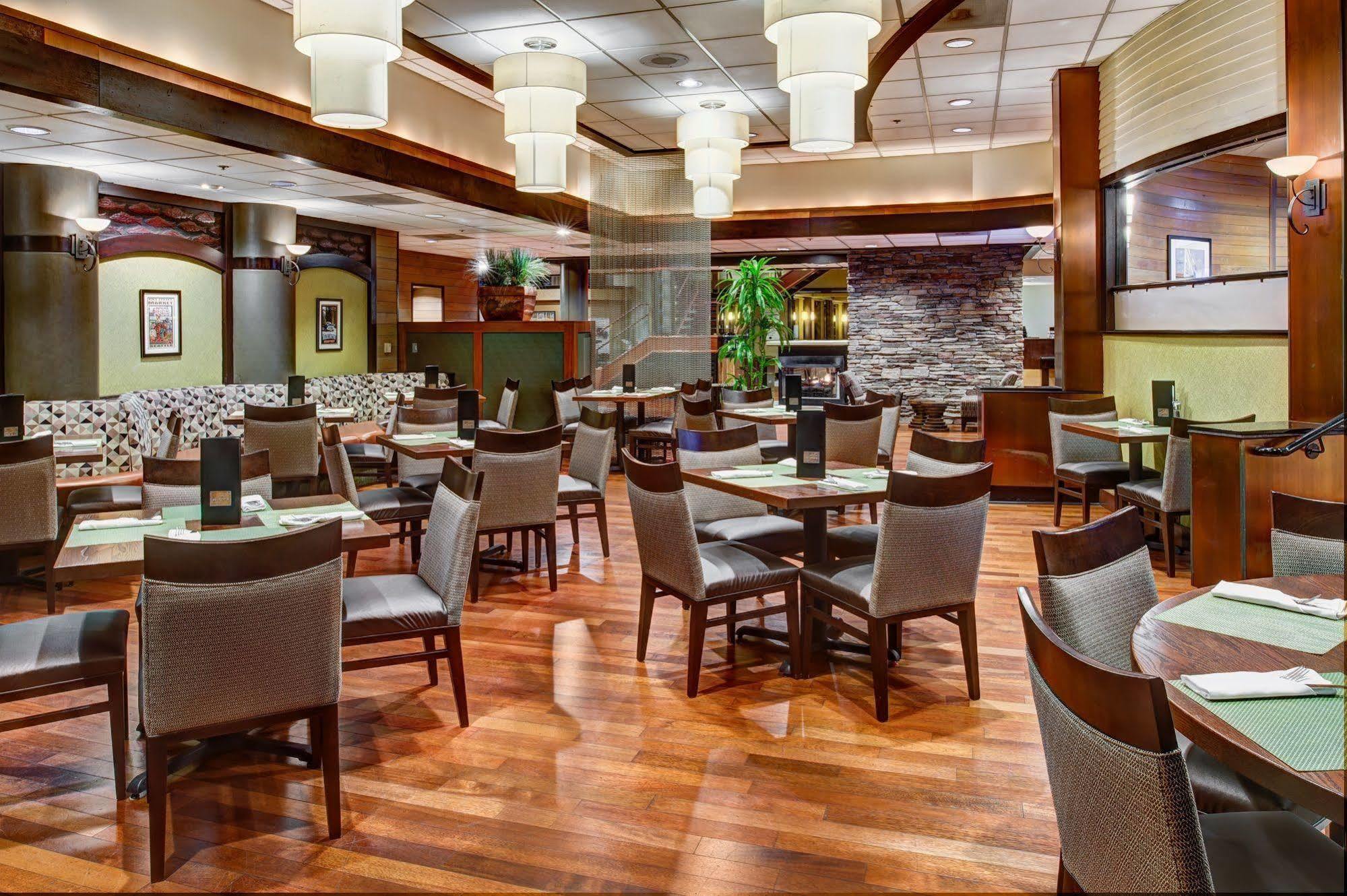 Hotel Doubletree By Hilton Seattle Airport