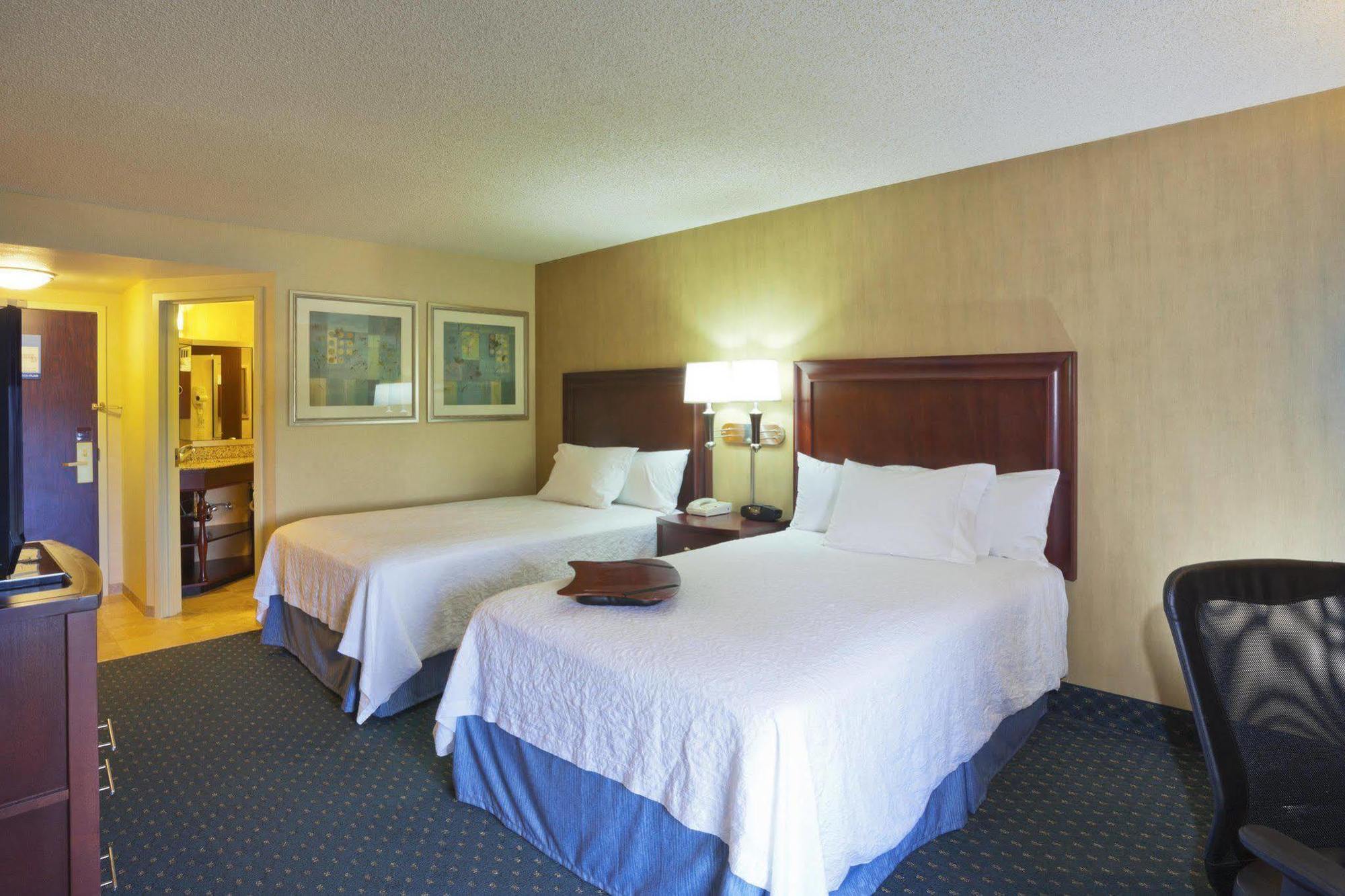 Hampton Seattle Airport 3*